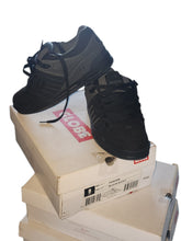 Load image into Gallery viewer, Globe Black Men's Shoes
